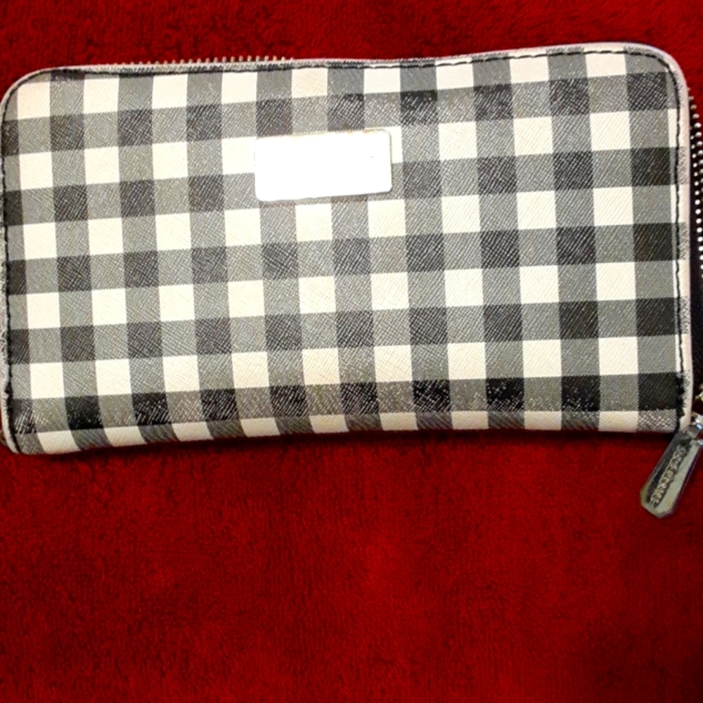 Liz Claiborne Wallet